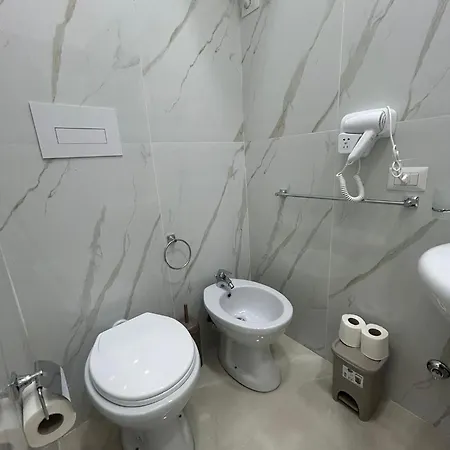 Luxury Rooms Carbonara 95 Naples Exterior photo
