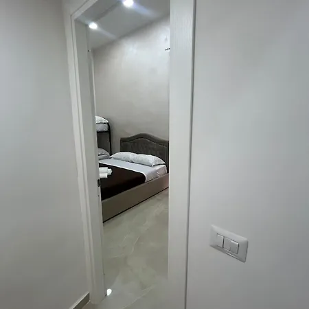 Luxury Rooms Carbonara 95 Naples Exterior photo